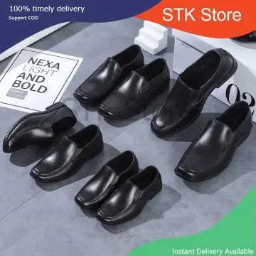 Rubber formal shoes store for rainy season