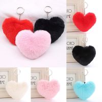 2022 Pompom Fur Key chains Faux Rabbit Fur Heart Fluffy Keychains Bag Charms Key Rings Key Holder Trendy Jewelry Accessories