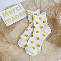 (พร้อมส่ง) ถุงเท้า smile socks :) so so cute make you happy ☺️? ทำจากผ้าฝ้าย นุ่มสบาย ไม่อับ มีดีเทลข้อแบบย่นๆ น่ารักมาก