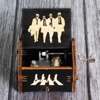 HOT Antique Wooden Hand Cranked Attack on Titan Gendarme Regiment Music Box Movie Theme Song Birthday Christmas Gift Decoration