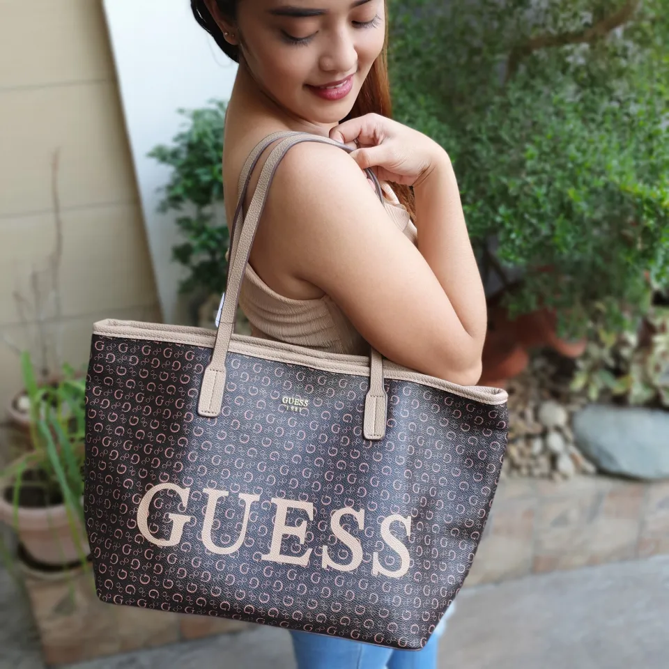 Shopper bag + sachet VIKKY Guess, White