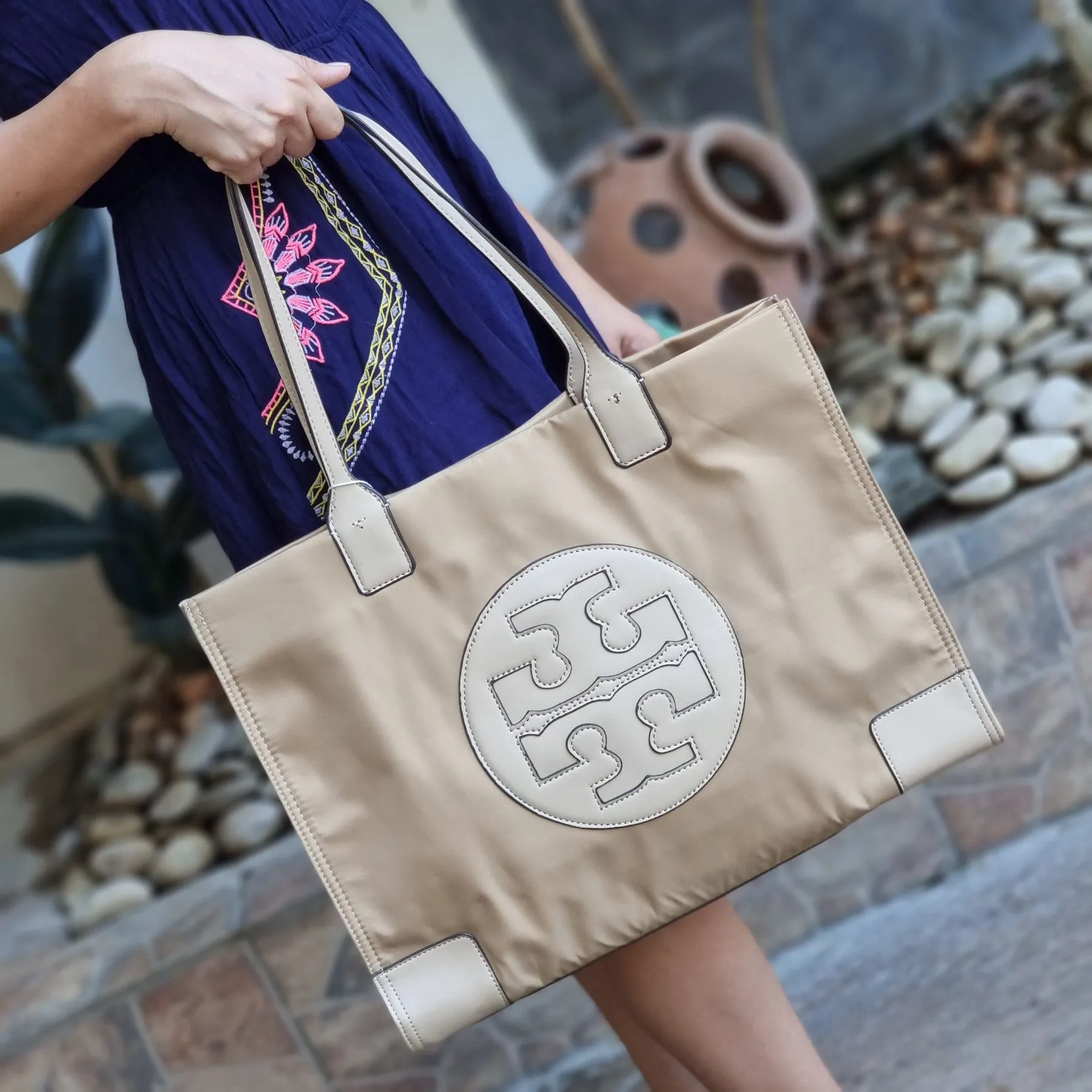 .Y. . Women's Ella Patent Beige Tote Bag | Lazada PH