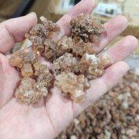 1000G ธรรมชาติหายากสีแดง Aragonite ควอตซ์คริสตัลคลัสเตอร์รูปร่างหิน Cluster Nepheline ตัวอย่าง Healing 1Pcs