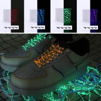 [HOT XJJKENG HOT] ใหม่ Luminous รองเท้า Laces เรืองแสงเรืองแสง Shoelaces สำหรับรองเท้าผ้าใบแบน Laces รองเท้า Boot เชือกผูกรองเท้า100ซม. Shoestrings 1คู่