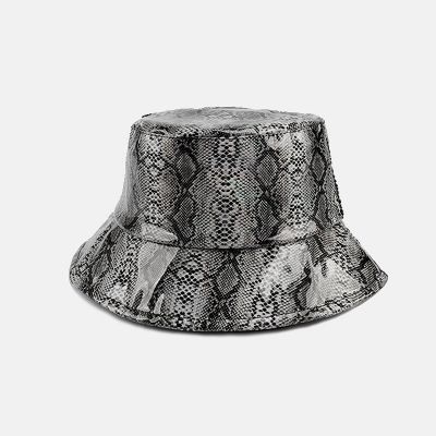 หมวกหมวกคู่อ่างกว้าง Topi Bucket สำหรับผู้ใหญ่ผู้หญิงผู้ชายหมวกปีกกว้างหนังพีวีซีมีสิทธิบัตรหมวกชาวประมงแฟชั่นกันน้ำ
