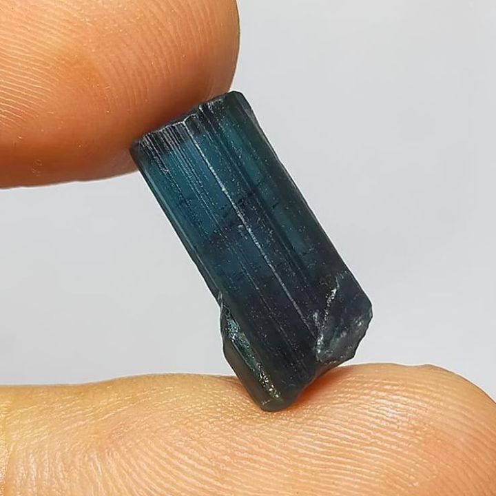 พลอย-ก้อน-ดิบ-ทัวร์มาลีน-ธรรมชาติ-แท้-rough-indicolite-tourmaline-หนัก-7-14-กะรัต