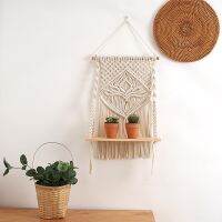 ชั้นลอยชั้นแขวนผนัง Macrame ที่เก็บของโครเชต์ด้วยมือศิลปะสำหรับการตกแต่งภายนอกบ้านกรอบรูปในร่ม