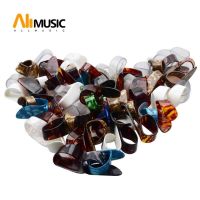 100Pcs Acoustic Guitar Large Shell Thumb Picks Index Picks Celluloid Thumbpicks Plectrums with Plastic Guitar Bass Accessories