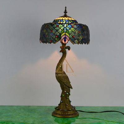 [COD] โคมไฟยุโรปและอเมริกาย้อนยุค ห้องนอนโรงแรมหัวเตียง Tillon Huijing Vanni Lantern ฐานนกยูง Tiffany โคมไฟ