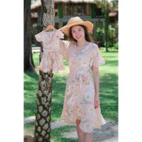 ชุดแม่ลูก ชุดครอบครัว Floral &amp; Leaf Dress  by Cuddie