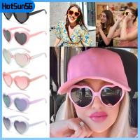 HOTSUN56 ตลกๆ แฟชั่นของผู้หญิง สีลูกอมสี ชายหาดบังแดด แว่นตากันแดดโพลาไรซ์รูปหัวใจ แว่นตาแห่งความรัก รูปหัวใจ แว่นตากันแดดสำหรับผู้หญิง