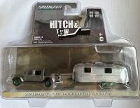 Greenlight 1/64 Hitch &amp; Tow Series 23 - 2020 Jeep Gladiator &amp; Airstream Land Yacht Safari Chase Car (ล้อเขียว) 32230-B