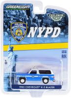 Greenlight 1/64 Exclusive NYPD 1985 Chevrolet K-5 Blazer 30245