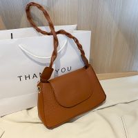 Foreign sources han edition contracted texture female bag bag of pure color restoring ancient ways of soft PU one shoulder alar bag baguette bag