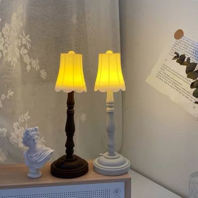 【CC】 1PC mini portable night light Reading Book Lamps Computer Laptop Desk Protections decoration