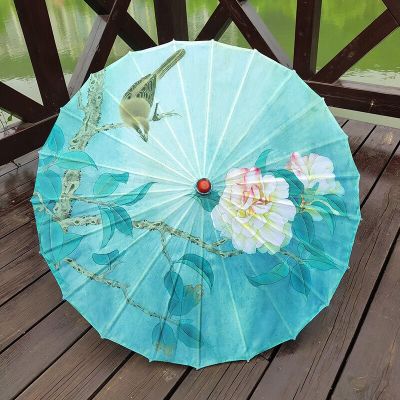 ร่มผ้าไหมย้อนยุคสำหรับผู้หญิงร่มตกแต่งดอกซากุระร่มมือจับไม้กระดาษซับน้ำมันสไตล์จีน