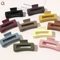 【cw】 Frosted Color Hair Claw for Back Hairclip Barrettes Fashion Bun Styling Accessories Headdress 1