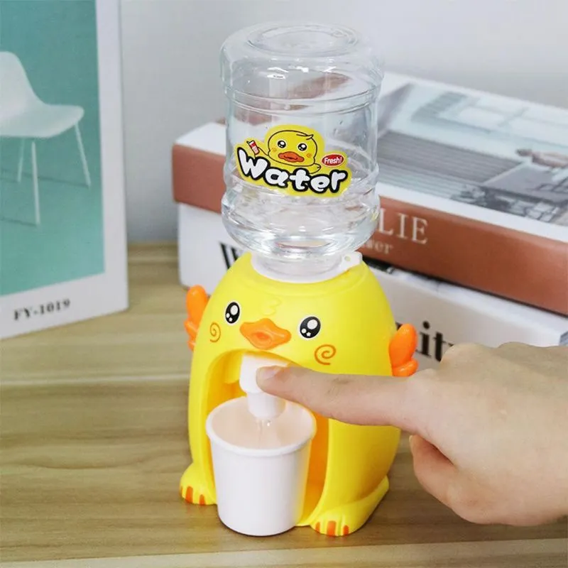 Pretend Play Mini Water Dispenser for Juice Milk cup Drinking Fountain  Simulation Kitchen Kids Toy / Children's holiday birthday Christmas gift