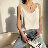 100 Silk Real Silk 2023 Summer Womens Clothing New Slim V-Neck Short Temperament Inner Top One-Shoulder Camisole