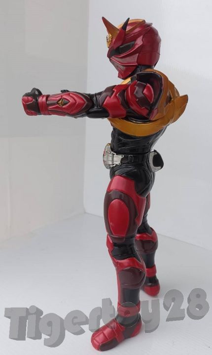 มือสอง-banpresto-hibiki-armed-hibiki-sfot-vinyl-masked-rider-มดแดง-มาสค์ไรเดอร์-งานสะสมปี-2006-ความสูง-30-เซนต์