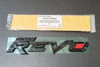 โลโก้ REVO สีดำเงา o แดง (BLACK PIANO ) สำหรับ TOYOTA HILUX REVO REVO ROCCO 2015-2023