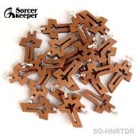 50 PCS New small wooden crosses Carved Jesus Crucifix Cross Charm Pendants Statue Sculpture Jewelry findings for Necklace Making