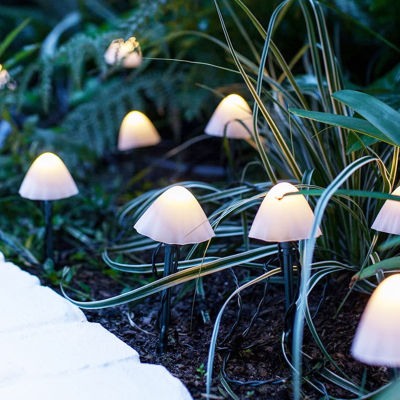Creative Mushroom Solar String Light Outdoor Courtyard Home Decorative Ground Floor Lamp Adorable Simulation Plant Waterproof