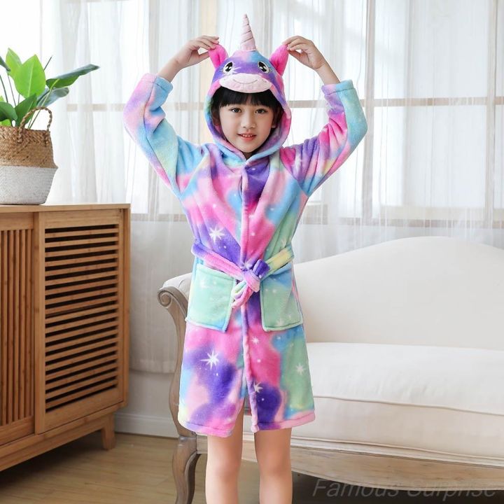 xiaoli-clothing-100-150ซม-ออกแบบใหม่เด็กเสื้อคลุมอาบน้ำสำหรับหญิงผ้าเช็ดตัว-robe-ฤดูหนาว-flannel-warm-rainbow-unicorn-เสื้อคลุมอาบน้ำเด็ก-night-robe