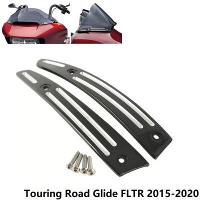 แผ่นปิดกระจกบังลมด้านข้างแบบแยกส่วนสีดำสำหรับ Touring Road Glide FLTR 2015-2020