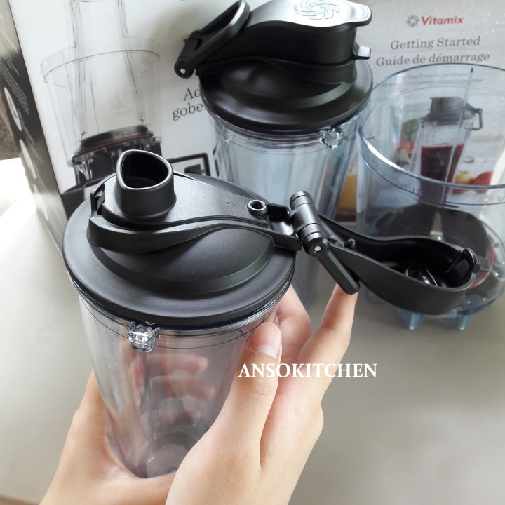 แก้วปั่น-vitamix-personal-cup-adapter-อะแดปเตอร์แก้วปั่น-พร้อมใบมีด-สำหรับวางบนเครื่องปั่น-vitamix-รุ่น-tnc-5200-e310-vita-prep-3-two-speed