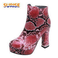 Plus ขนาดฤดูหนาวผู้หญิง Faux Snakeskin ข้อเท้ารองเท้าสีดำสีแดงสีฟ้า High Chunky Heel Casual Lady Plush ซิปสั้นแพลตฟอร์ม Boots