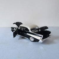 Diecast Alloy 1:24 Scale 1957 Bel Air USA Vintage รถรุ่น Classic Collection Static จอแสดงผลเครื่องประดับของขวัญของที่ระลึก