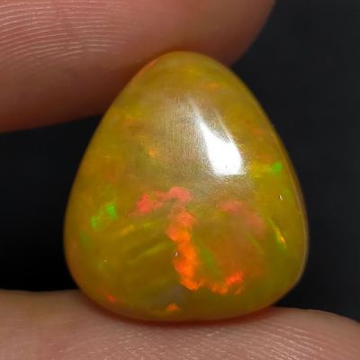 พลอย โอปอล เอธิโอเปีย ธรรมชาติ แท้ ( Natural Opal Ethiopia ) หนัก 8.89 กะรัต