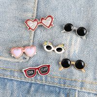 【YF】 Beach Sunglasses Brooch Fashion Personality Enamel Pins for Vacation Hat Lapel Pin Jewelry Decoration