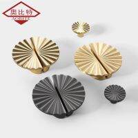 AOBT Cabinet Handles Flower Pulls Gold Solid Door Knobs and Pulls Handle for Furniture Kitchen Cupboard Closet Drawer Home Decor Door Hardware