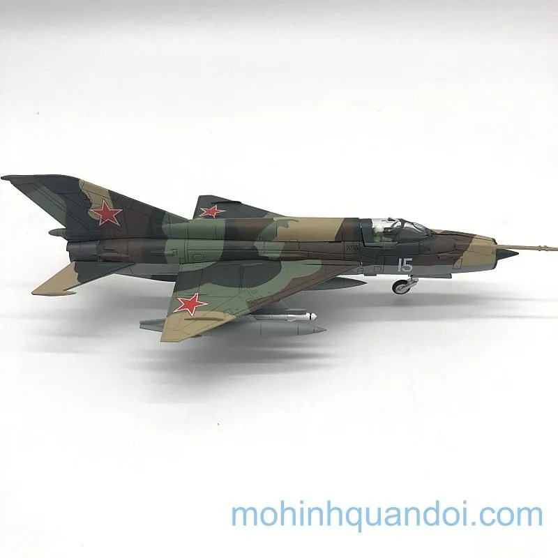 Bộ sưu tập máy bay mô hình của trung tá không quân  Báo Khánh Hòa điện tử