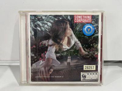 1 CD MUSIC ซีดีเพลงสากล  SOMETHING CORPORATE  LEAVING THROUGH THE WINDOW     (A16B114)