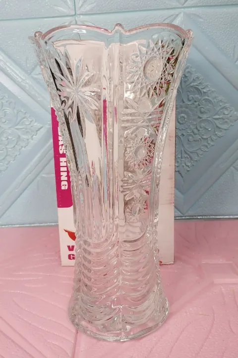 Ds glass vase