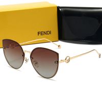 จุดแว่นกันแดด Fendi ล่าสุดสำหรับผู้หญิงแว่นกันแดดลำลองแฟชั่นแว่นกันแดดโพลาไรซ์สำหรับเดินทางแว่นตากันแดด