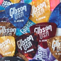 ปิ๊กกีตาร์ Gibson 0.46 ทรงสามเหลี่ยม (ร้านสุ่มสีให้)