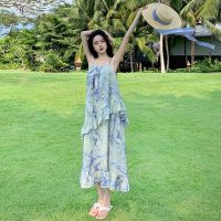 The new shading printed blue purple green ruffled skirt with shoulder-straps vacation seaside wind sweet dress