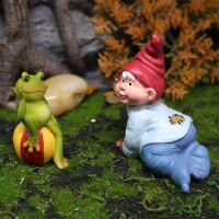 Mini Gnome Figurine Miniature กบรูปปั้น Dwarf Elf เครื่องประดับเรซิ่นหัตถกรรมสำหรับ Home Garden Yard Bonsai Micro Landscape Fairy