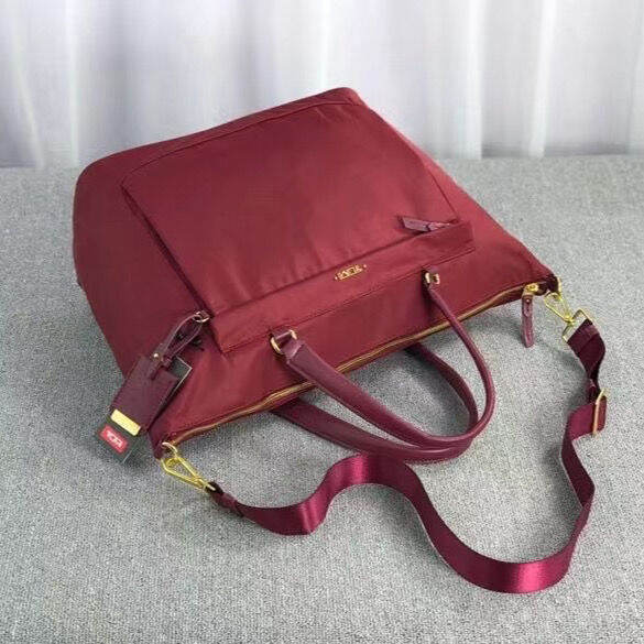 334385tumi-voyageur-คอลเลกชั่นกระเป๋าสะพายไหล่แฟชั่นกระเป๋าถือผ้าร่มไนล่อนน้ำหนักเบาพิเศษสำหรับผู้หญิง