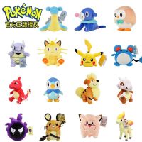 Pikachu Plush Peluche Squirtle Bulbasaur Charmander Pokemon Eevee Sylveon Plush ของเล่นเครื่อง Claw ตุ๊กตาตุ๊กตาเด็ก Xmas ของขวัญ-WJJEE SHOP