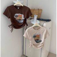 MALIBU TOP?☀️(350฿ฟรีส่ง) เสื้อยืดคอกลม พิมพ์ลายรูปรถวินเทจ ลายดีมากก มีดีเทลเชือกรูดด้านข้าง ป้ายwg.we thouse