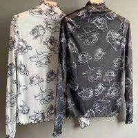 เสื้อยืดป้องกันซันนี่แขนยาวตาข่ายพิมพ์ลายกุหลาบไหมเย็นสำหรับผู้หญิงคอสูงเสื้อกล้ามสำหรับใส่ในฤดูร้อน