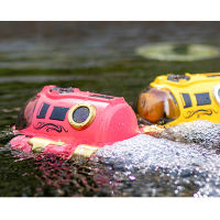 Rc Boat 2.4G Remote Control Motorboat Cute Spray Lights Waterproof Pool Outdoor Water Games for Boys Electric Ship Kids Toy