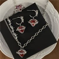 Sweet Cool Hot Girls Red Love Heart Pendant Necklace Exquisite Temperament Thorns Chains Necklaces for Women Anniversary Jewelry