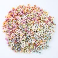 100Pcs 2cm Fake Daisy Flower Heads Mini Silk Artificial Flowers For Wreath Scrapbooking Home Wedding Valentines Day Decorations