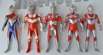 Ultraman Hero Series มือสองแท้ยางตัน ความสูง 13 เซนต์ งานเก่าสะสมปั๊มหลังทุกตัวปี 1993